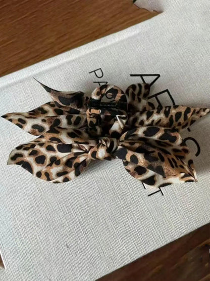 Women'S Hair Clips, Flower Hair Clip, Extra-Large Claw Clips, Hair Claws for Thick Hair, Cute Bow-Shaped Non-Slip Hair Accessories, Stylish Gift for Women and Girls